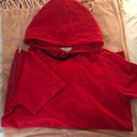 Red hoodie short sleeve with side zippers - Picture 1 of 4